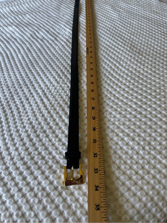 Salvatore Ferragamo Black Leather Belt with Gold Buckle Accent main image 10